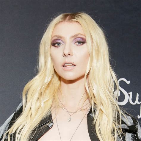 taylor momsen topless|Taylor Momsen Invents a New Way to Go Topless at NYFW